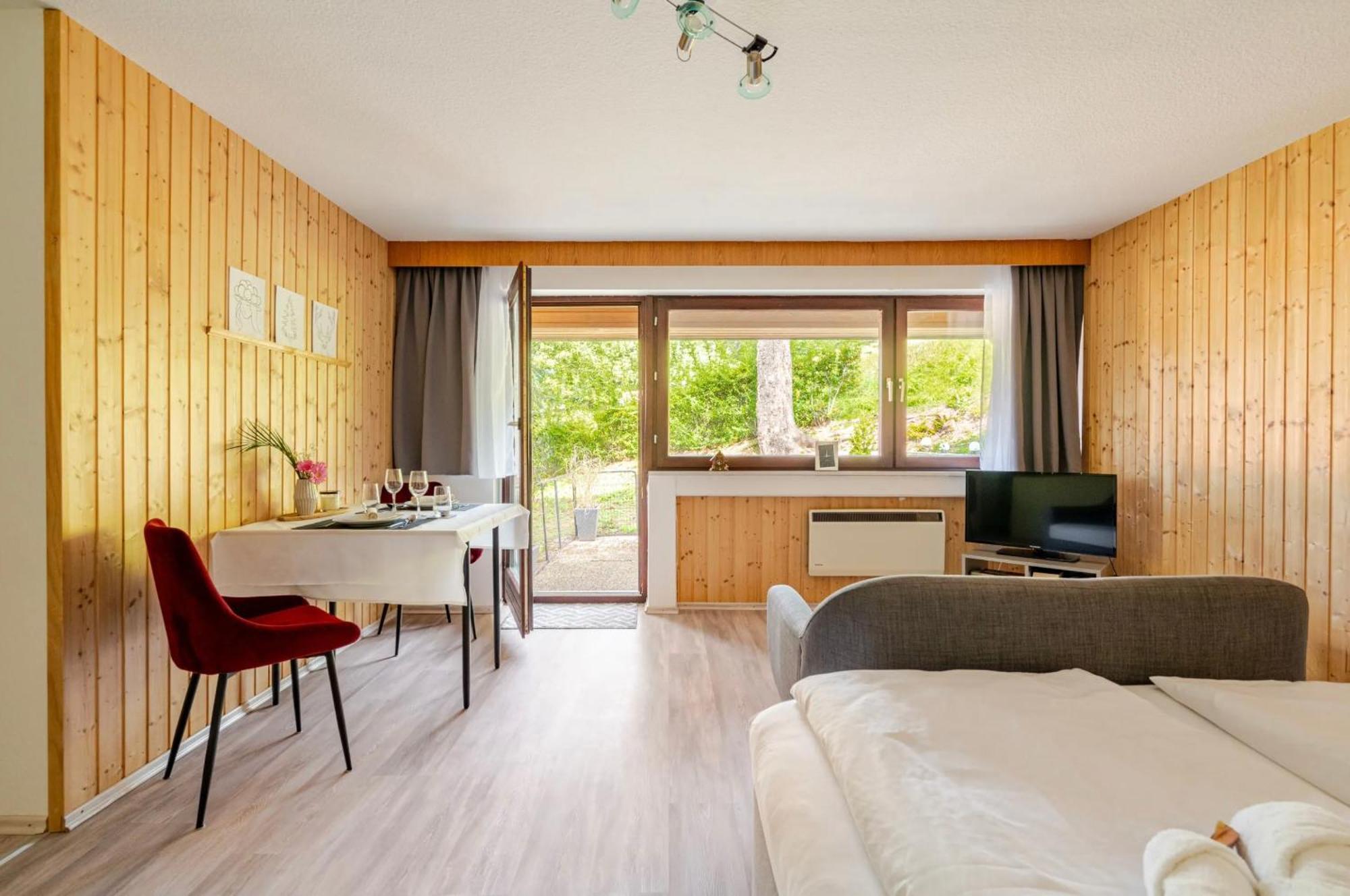 Apartament An Wanderwegen Gelegen Mit Terrasse Und Boxspringbett Sasbachwalden Zewnętrze zdjęcie